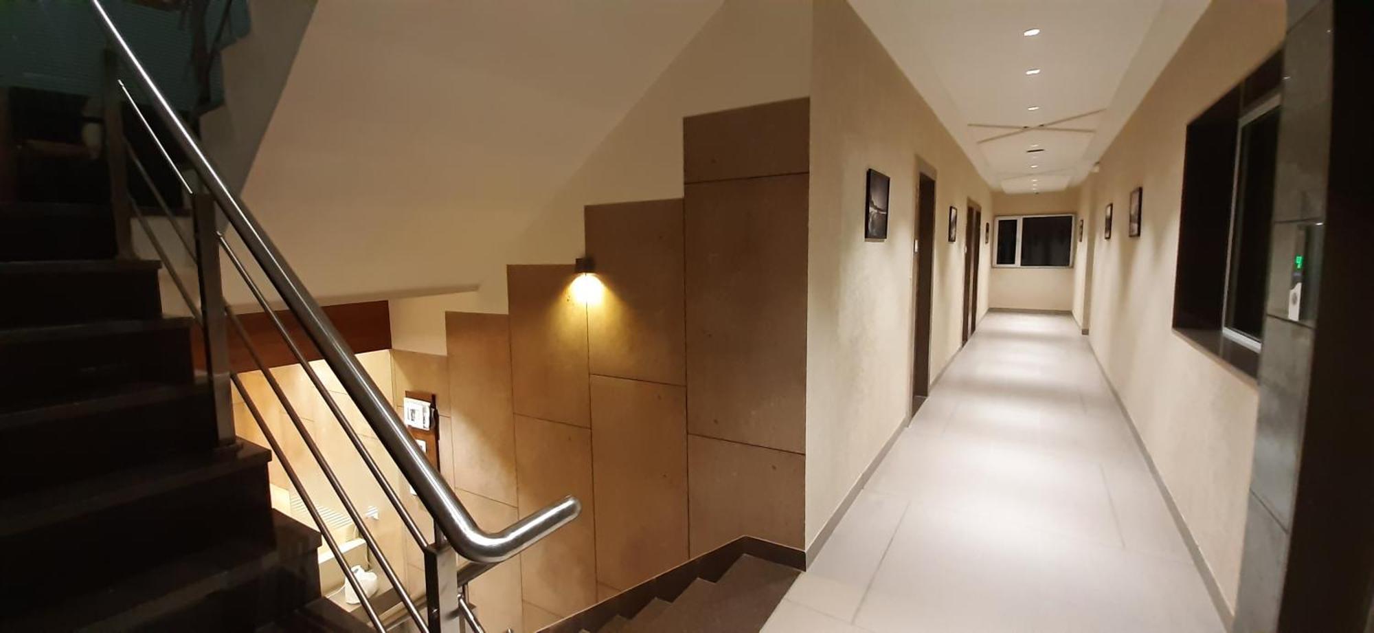 Hotel Kinara Ahmedabad Buitenkant foto